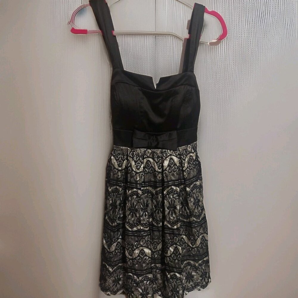 Jodi Kristopher Women's Dress Ivory Black Size S‎ 7 Homecoming Dress Party